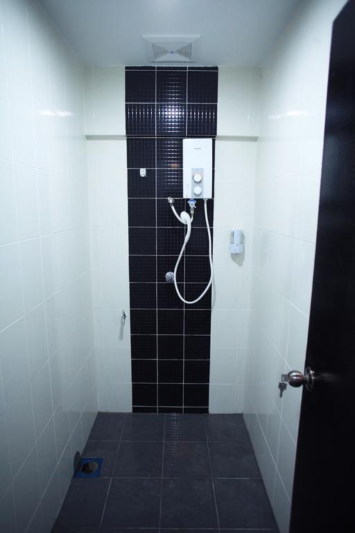 Homie Kl Hostel กัวลาลัมเปอร์ ภายนอก รูปภาพ